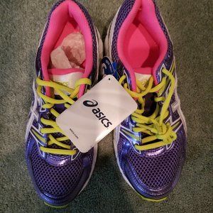 BNWT Asics GT-1000 running shoes Youth Girl size 5